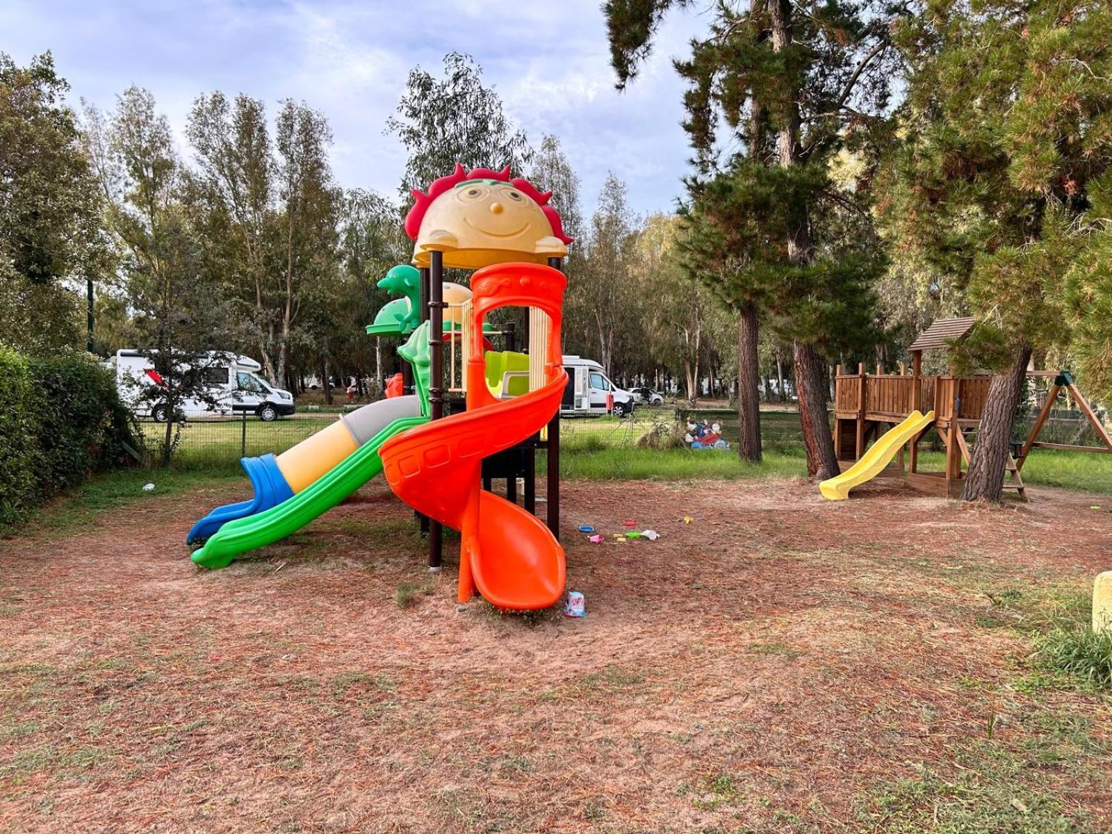 Happy Camp Mobile Homes In Camping Iscrixedda 로초라이 외부 사진