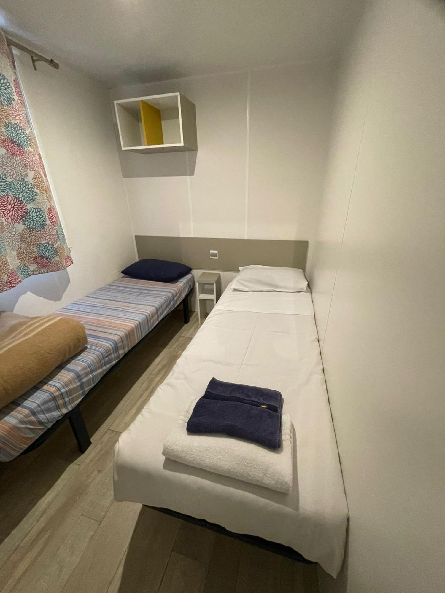 Happy Camp Mobile Homes In Camping Iscrixedda 로초라이 외부 사진