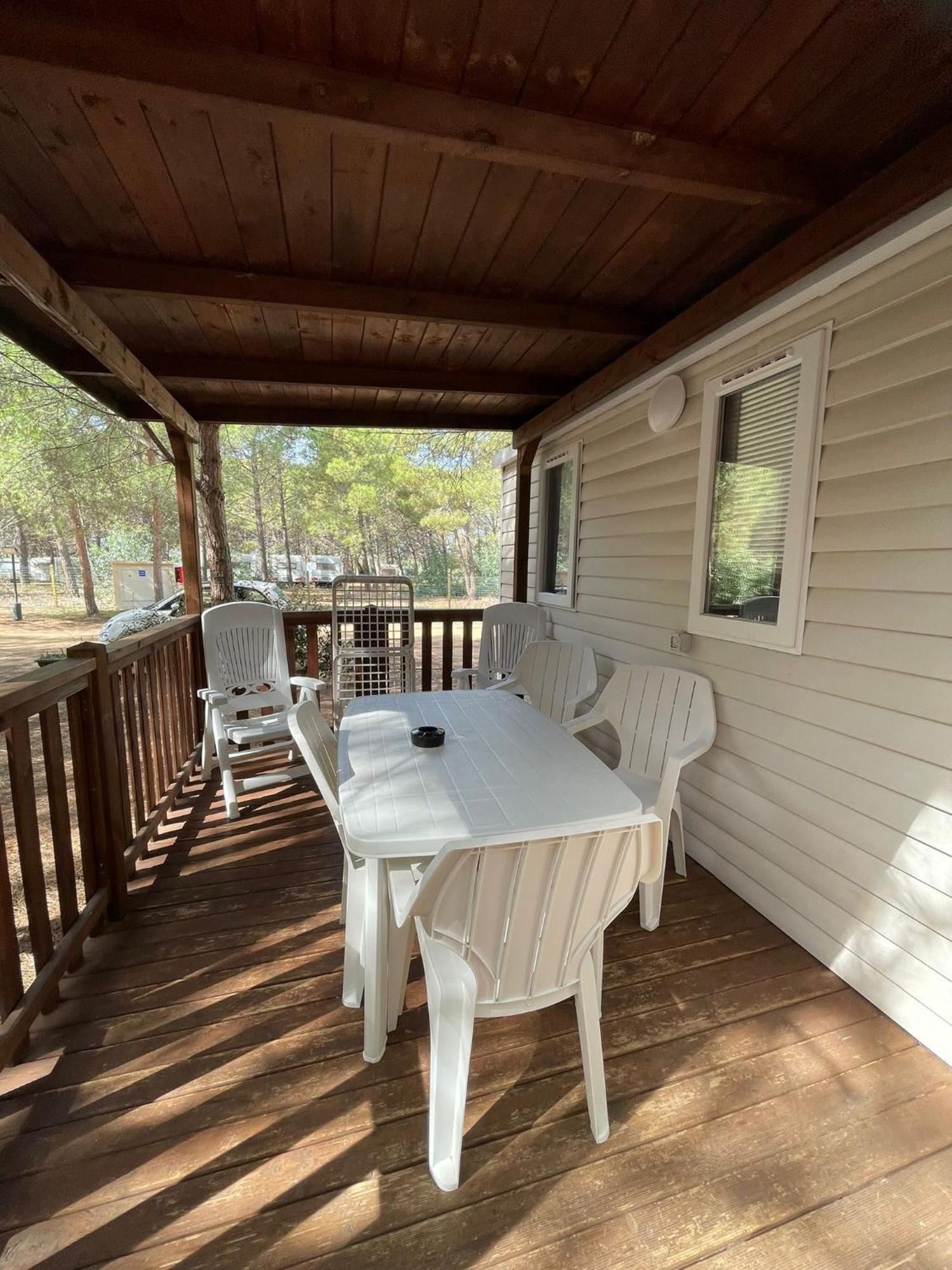 Happy Camp Mobile Homes In Camping Iscrixedda 로초라이 외부 사진